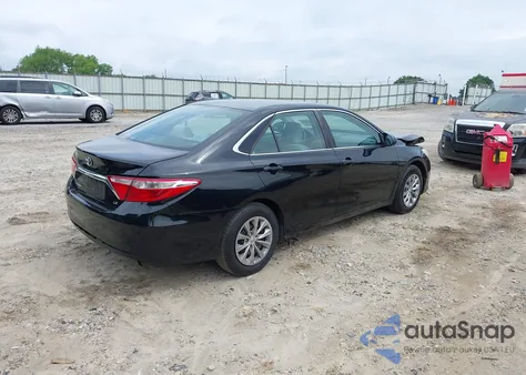 2016 Toyota Camry Le z USA, uszkodzony, nr VIN 4T4BF1FK3GR582685